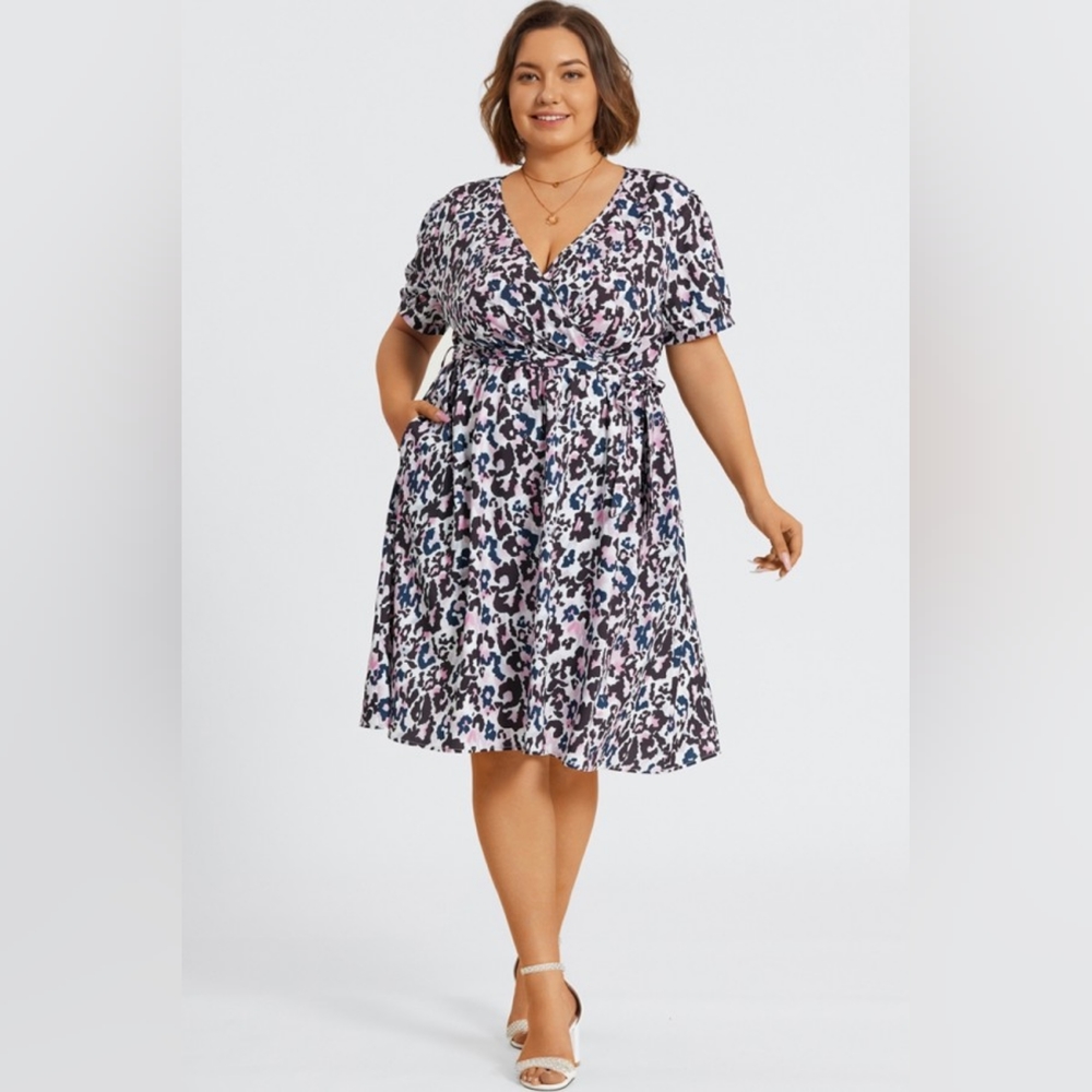NEW NWT MeetCurve Plus Size Leopard V Neck Dress Size 4XL (20/22)